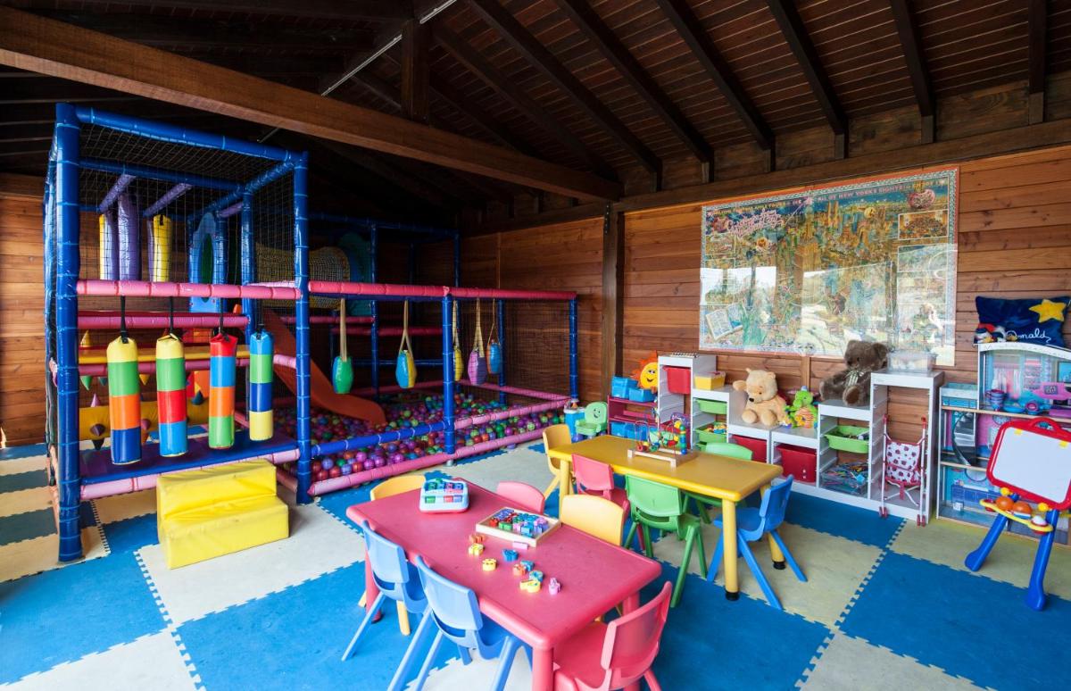 Club infantil en Mas Tapiolas