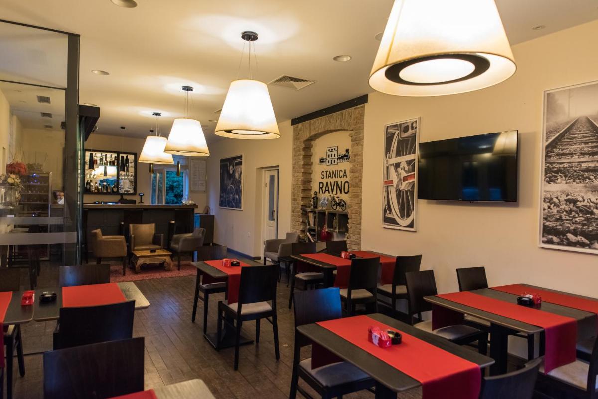 Hotel Stanica Ravno - Housity