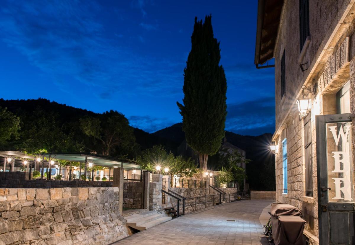 Hotel Stanica Ravno - Housity