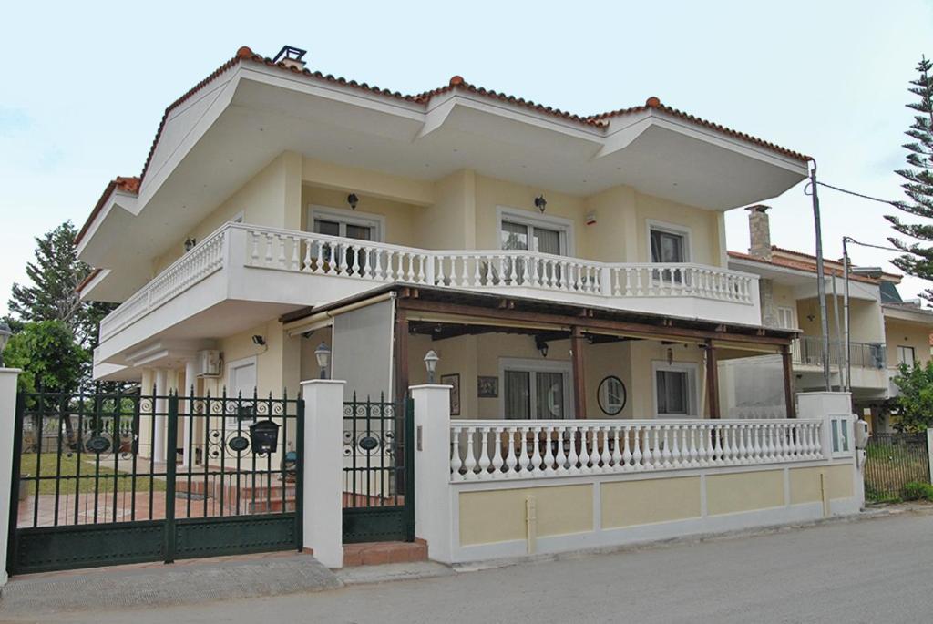 Villa Elegant - Housity