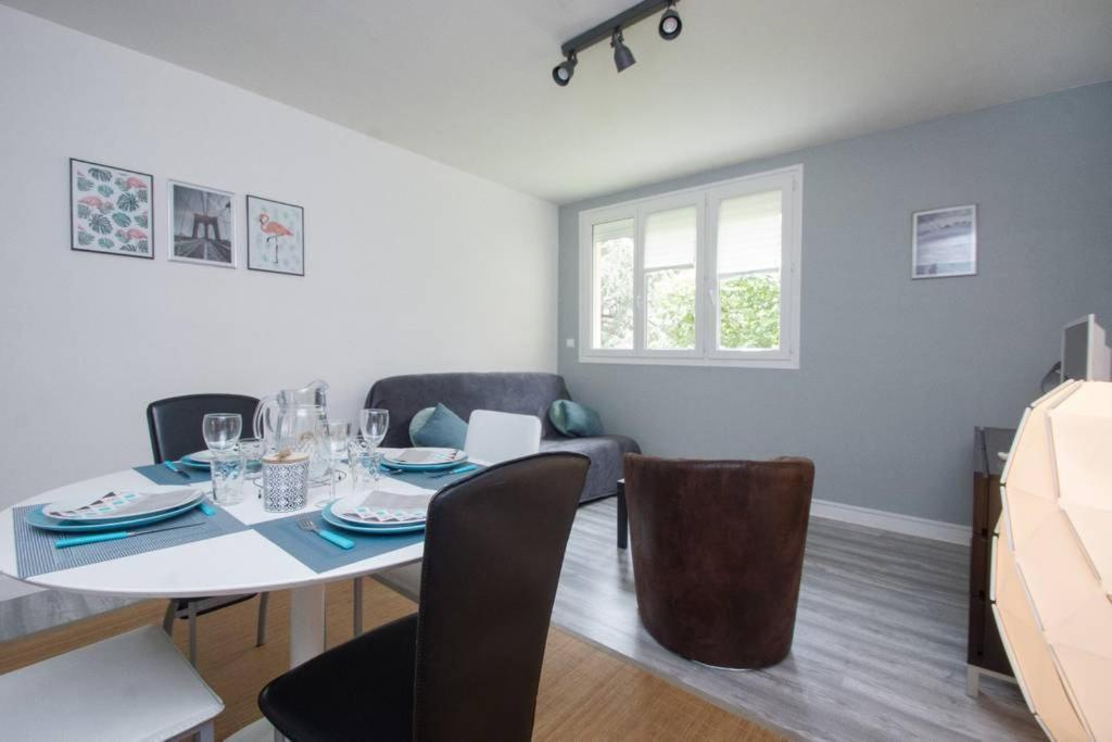 Appartement 2 Chambres - Parking privé - Housity
