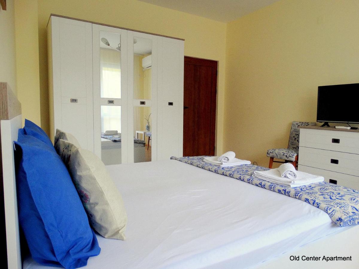 Old Center Apartment - Housity