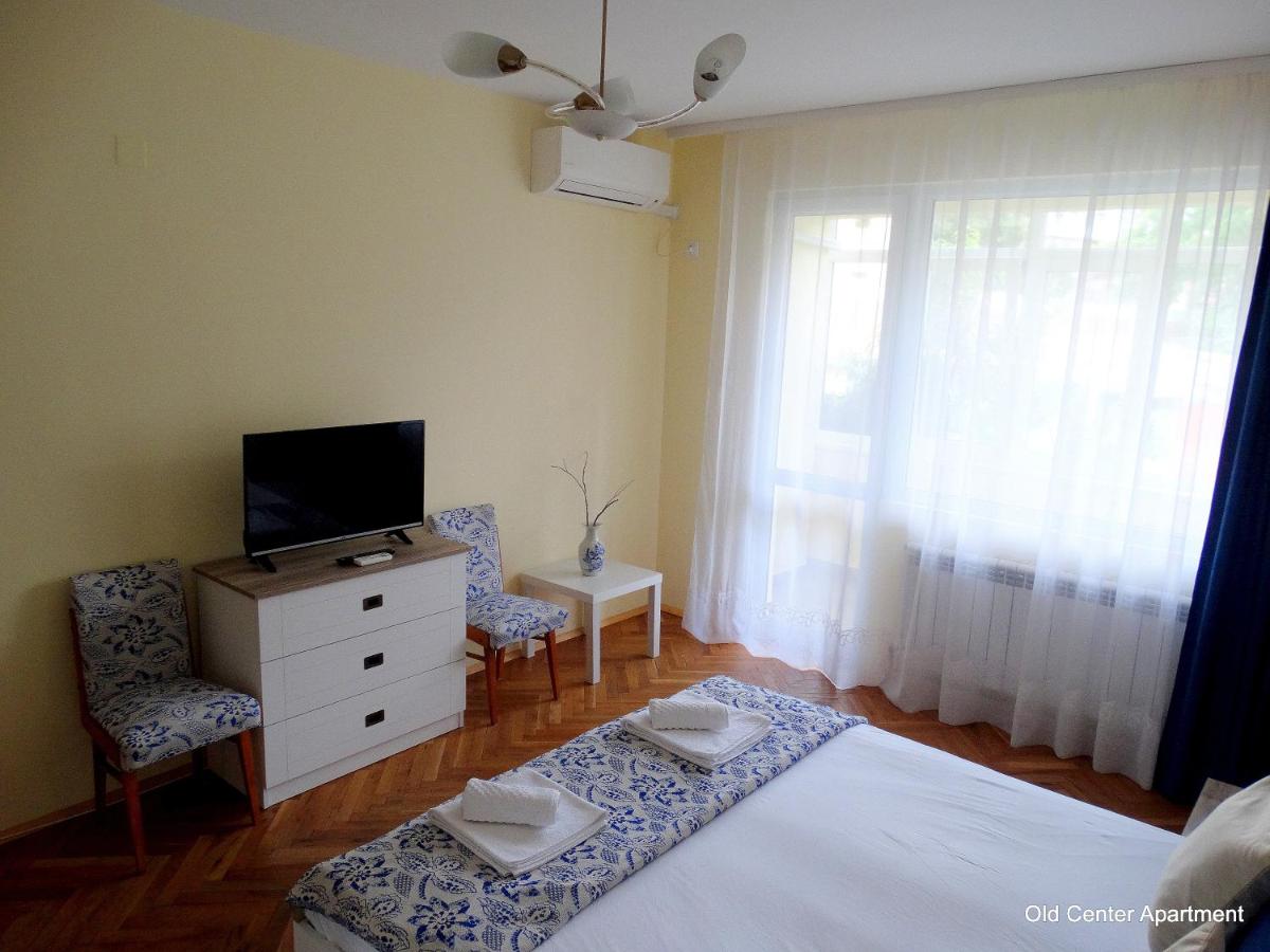 Old Center Apartment - Housity