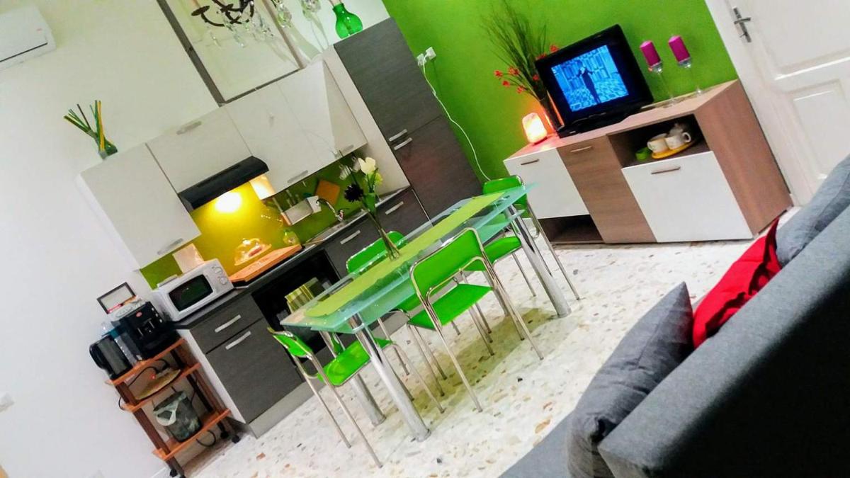 Corte Degli Aranci House - Housity