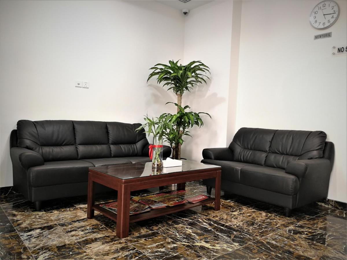 Happy Home Suites - Housity