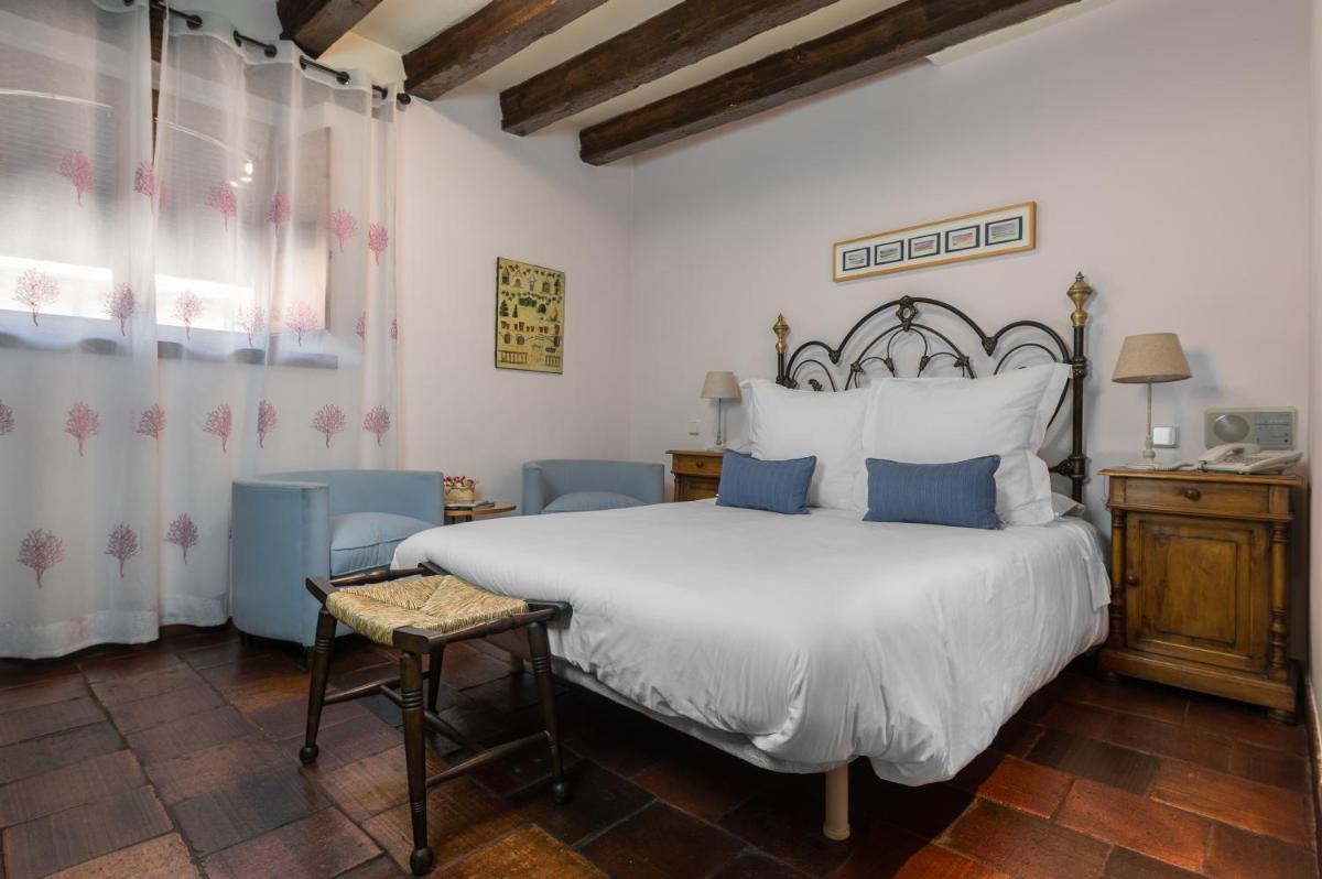 Posada Real Mingaseda - Housity