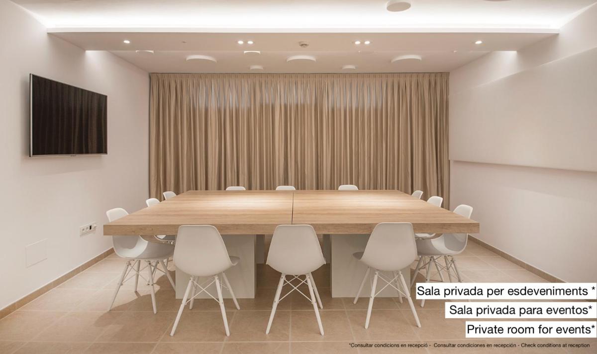 Zona business o sala de conferencias en Sono & SPA - Adults Only