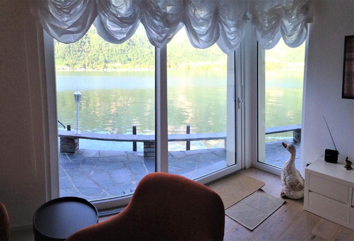 Riva san Vitale - Housity