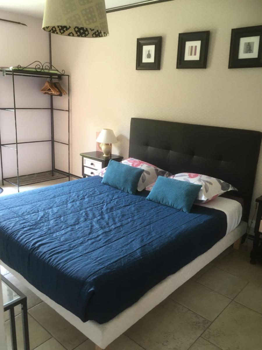 Madinina'S Cube - Housity