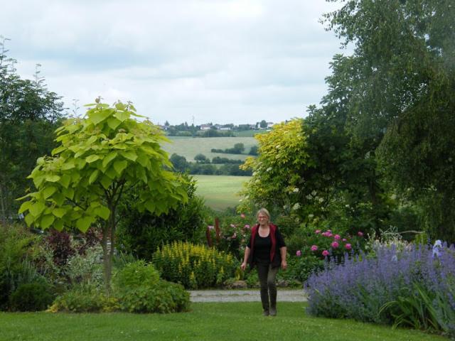 Au Jardin Des Violettes - Housity