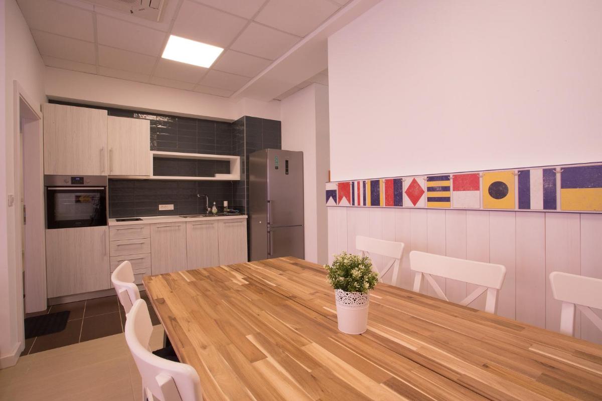 Downtown beach apartments - Housity