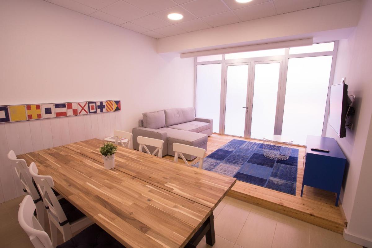 Downtown beach apartments - Housity