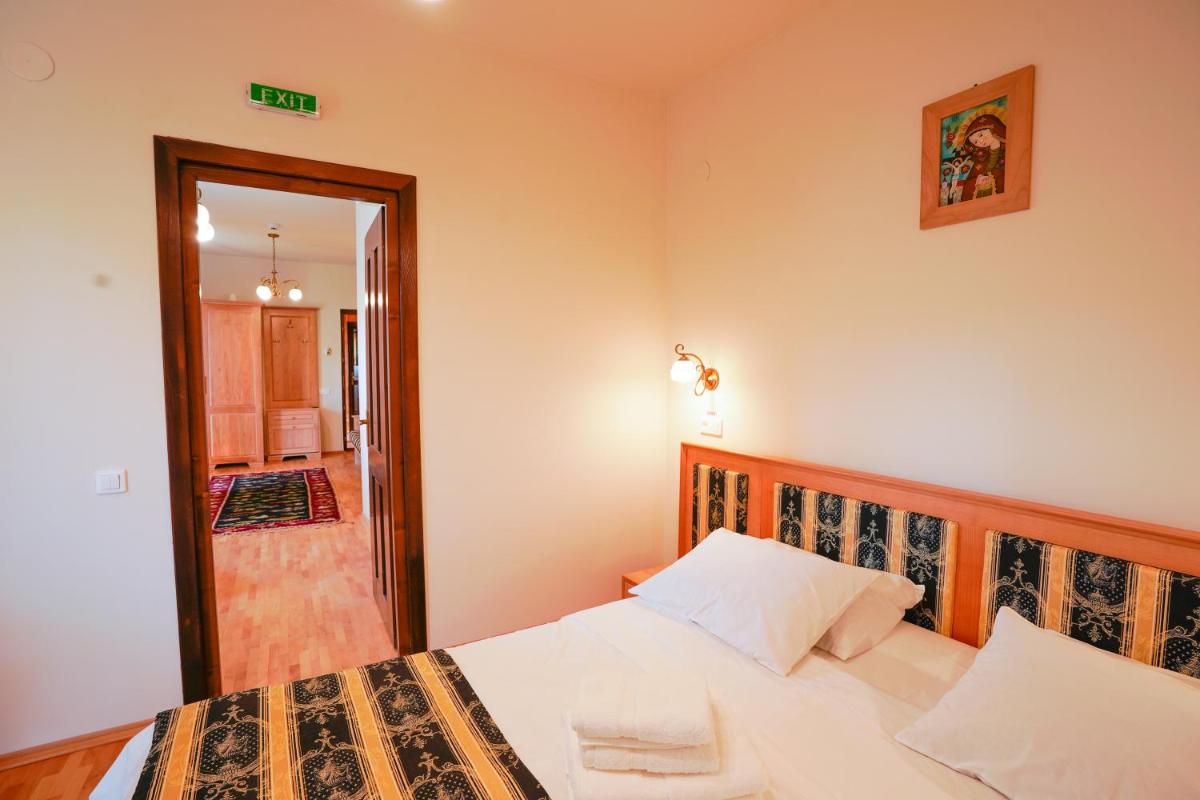 Felix Pension - Housity