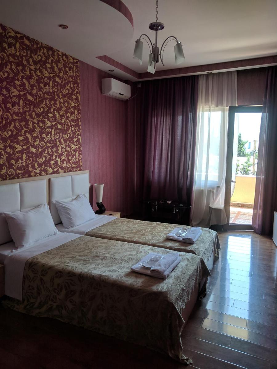 Hotel Stal+ - Housity