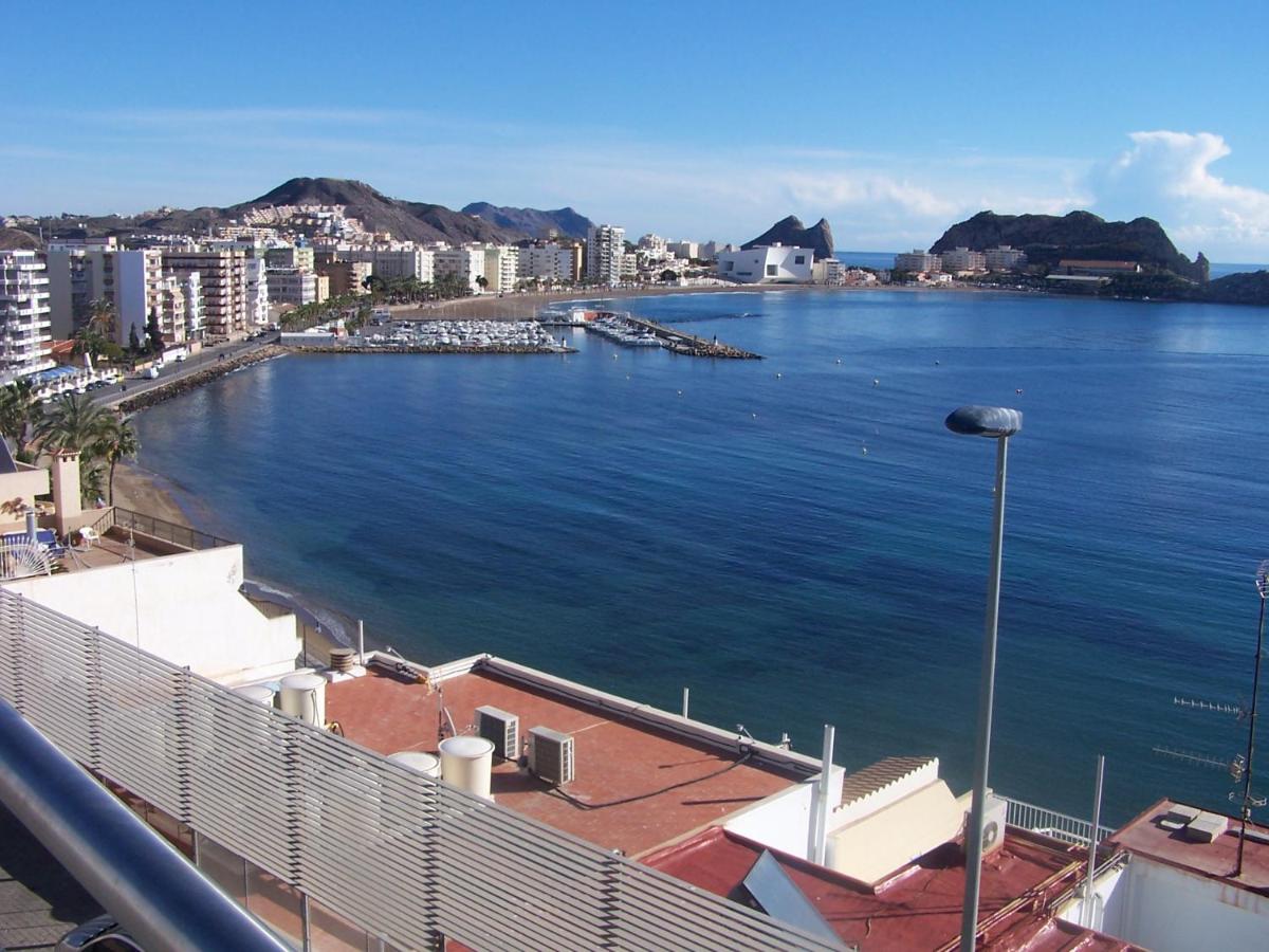 Los Geraneos - Housity