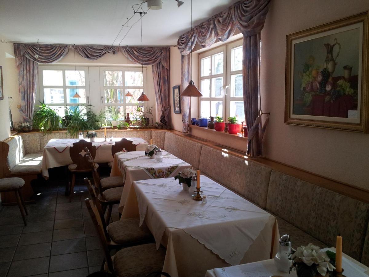 Hotel Weinheber Hornung - Housity