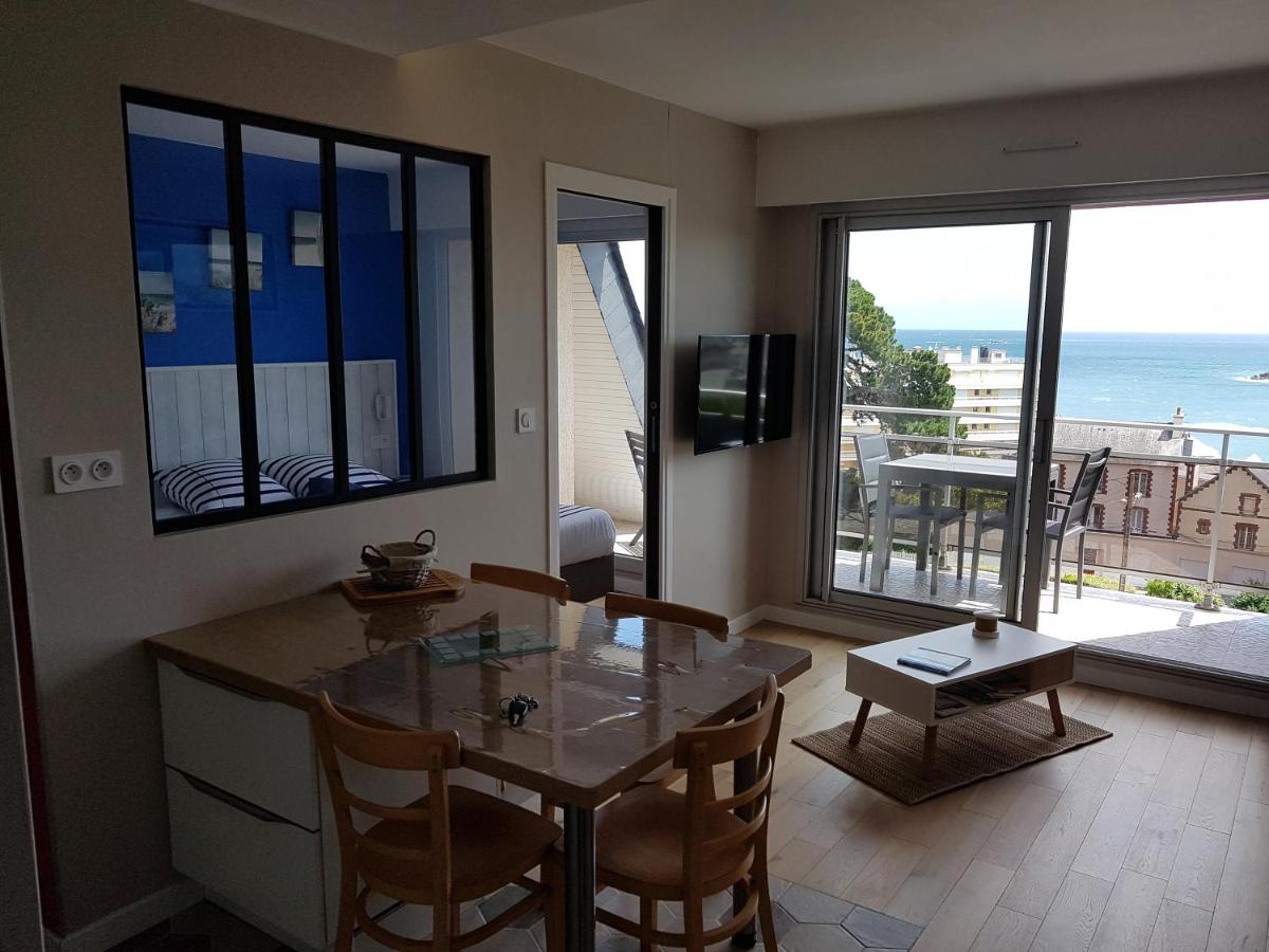 Kerwelmor, appartement avec vue sur la mer - Hizvo