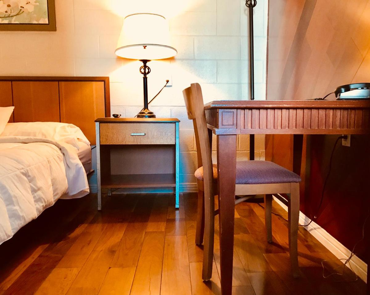 Motel Bellefeuille - Housity