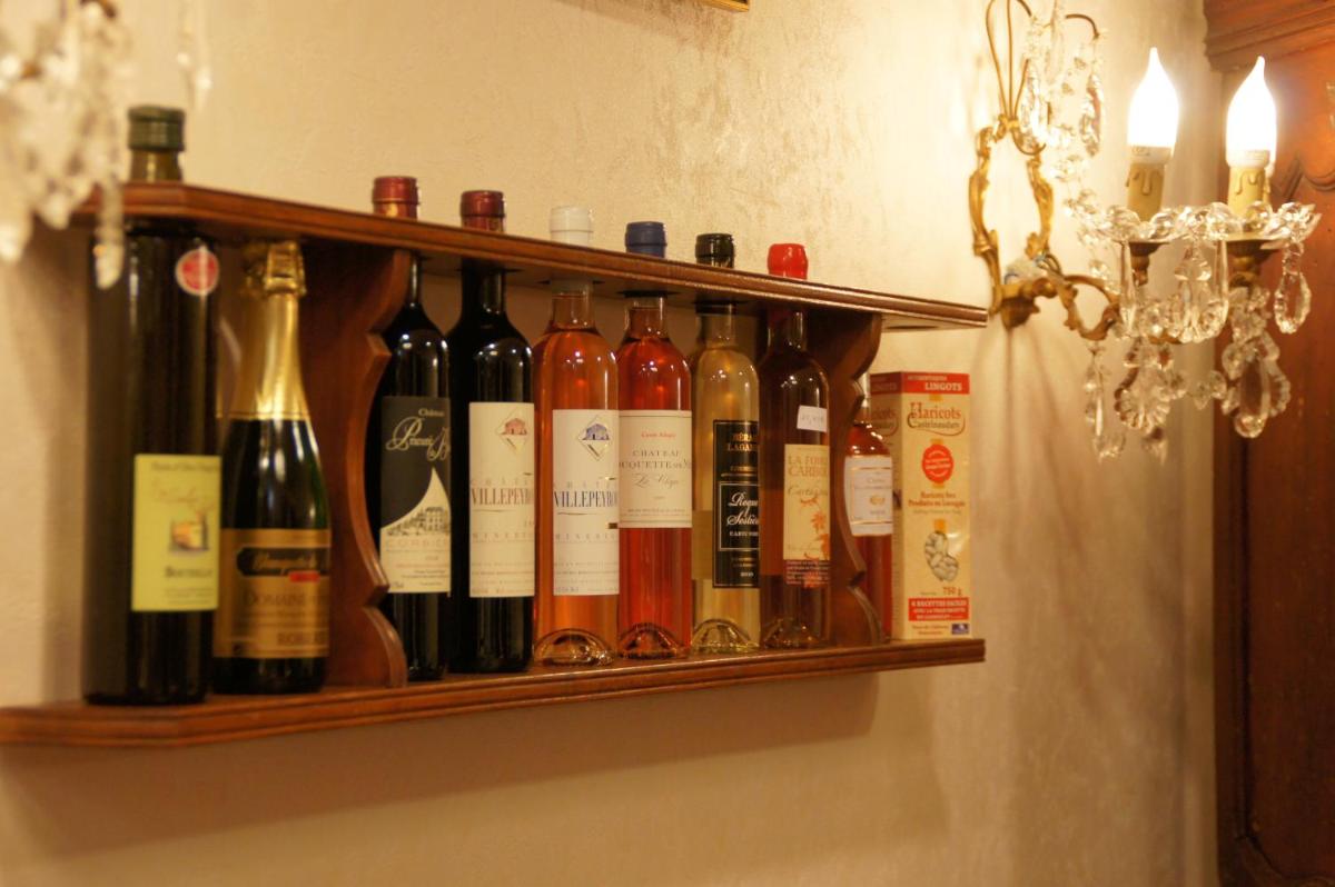 Hotel Montsegur - Housity