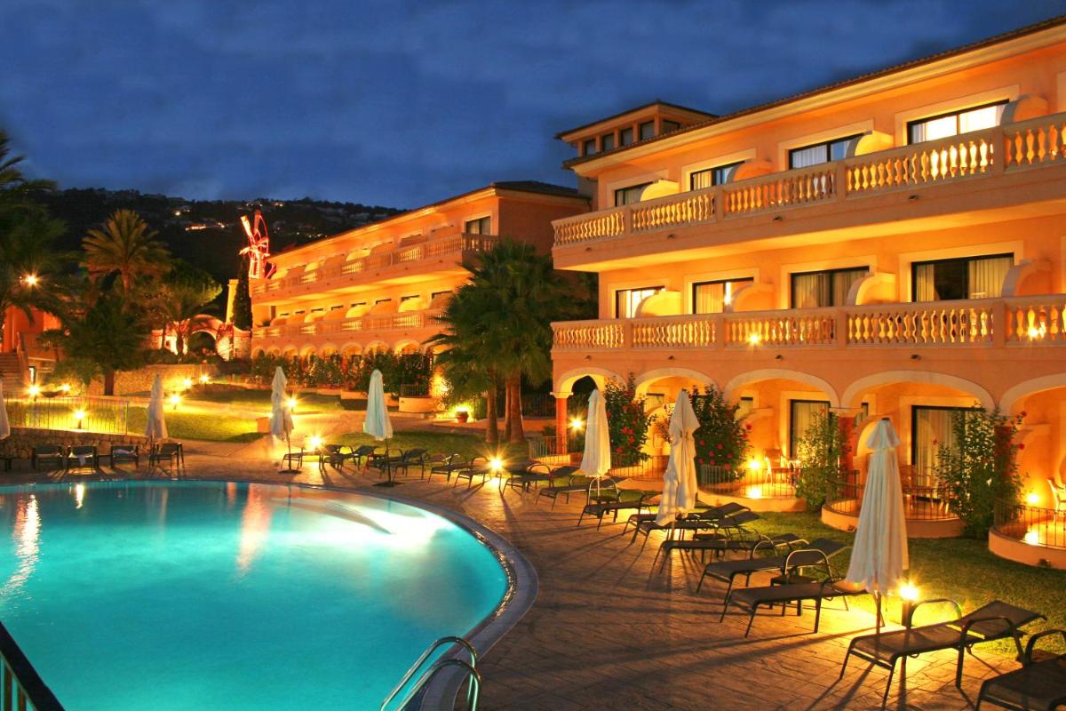 Piscina en o cerca de Mon Port Hotel & Spa