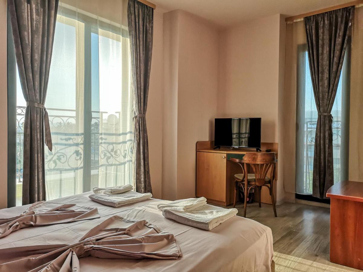Empera Hotel - Housity