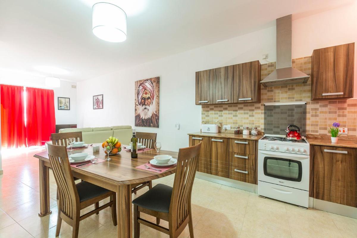 North Side Apartment 1 - Housity