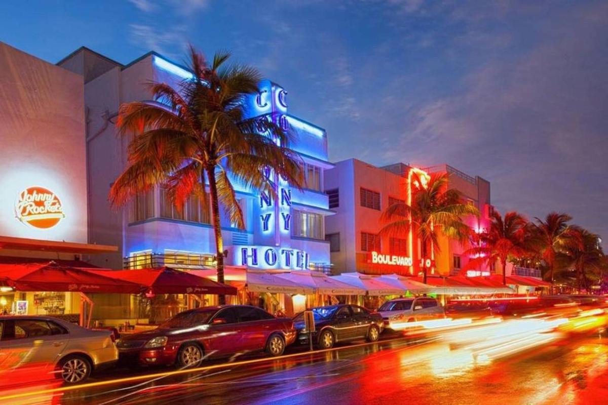 Prestigious Apartment in Brickell - Housity