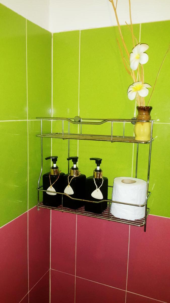 Phangan Guest House - Housity