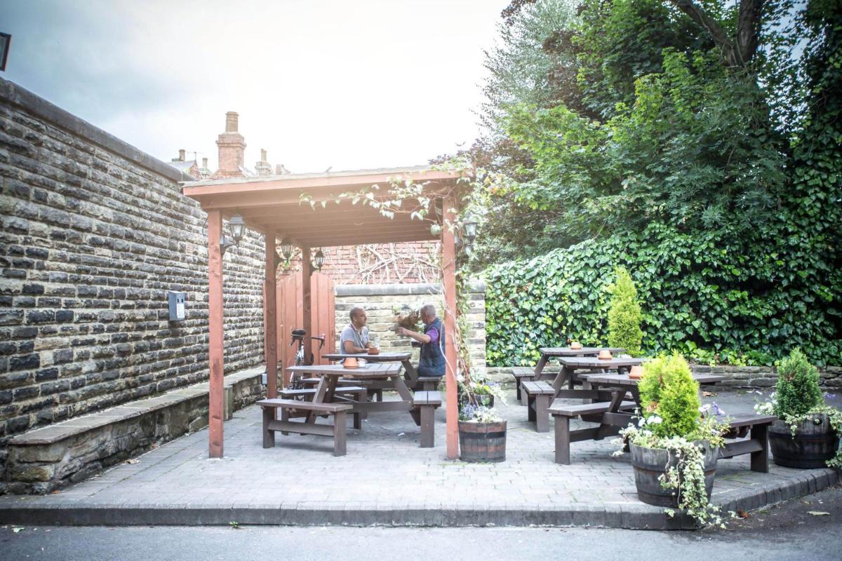 The Manor House Hotel - Housity