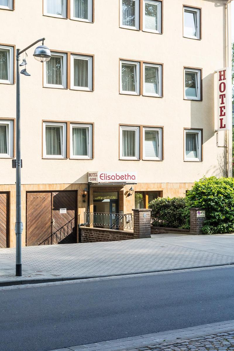 Hotel Elisabetha Garni - Housity