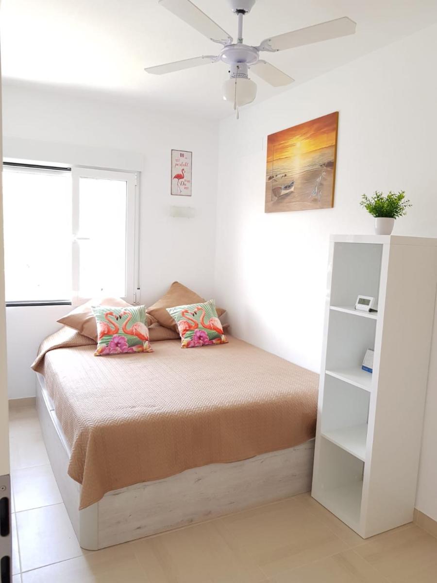 Suitetrails - Lo Pagán luxus modern beach bungalow