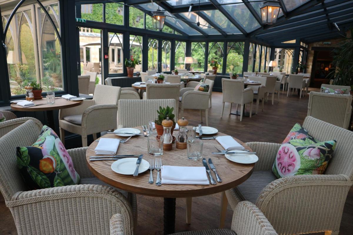 The Manor House Hotel - Housity