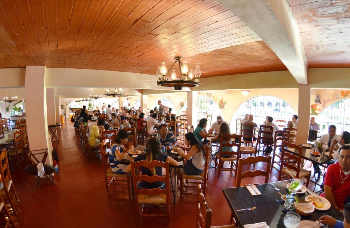 Hotel Chichen Itza - Housity