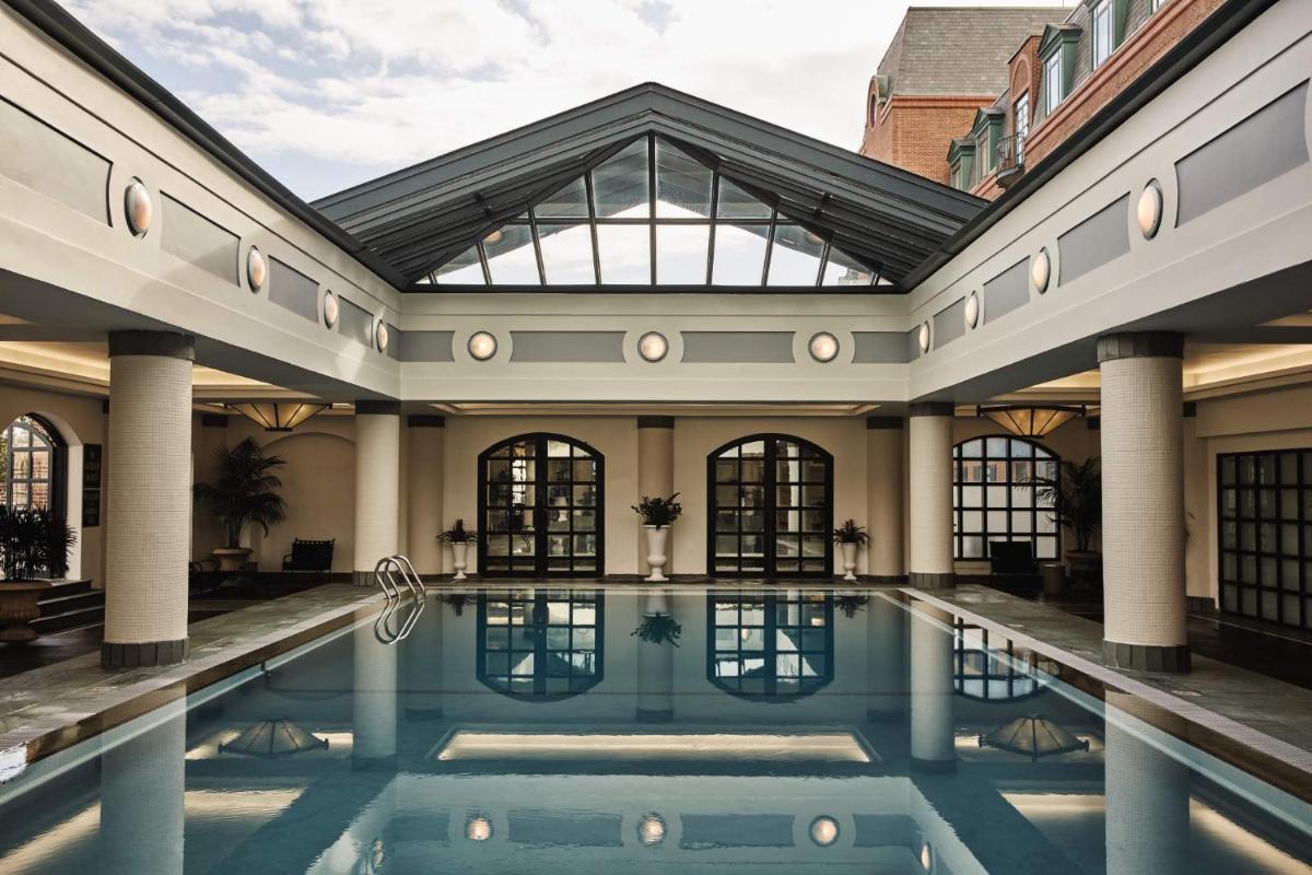 The Charleston Place - Hizvo