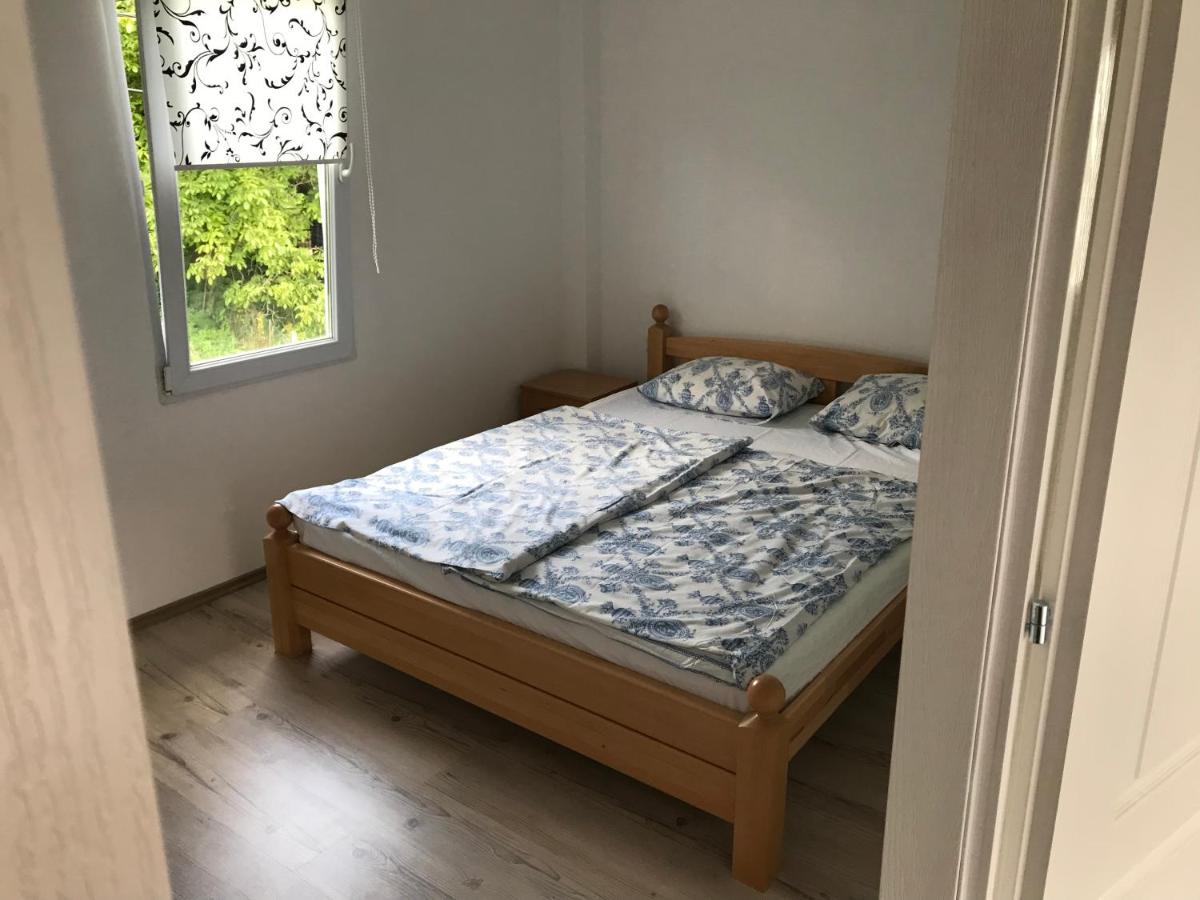 Royal Town Luxury with Panoramic View Wake up to breathtaking lake views and pure tranquility - Hizvo