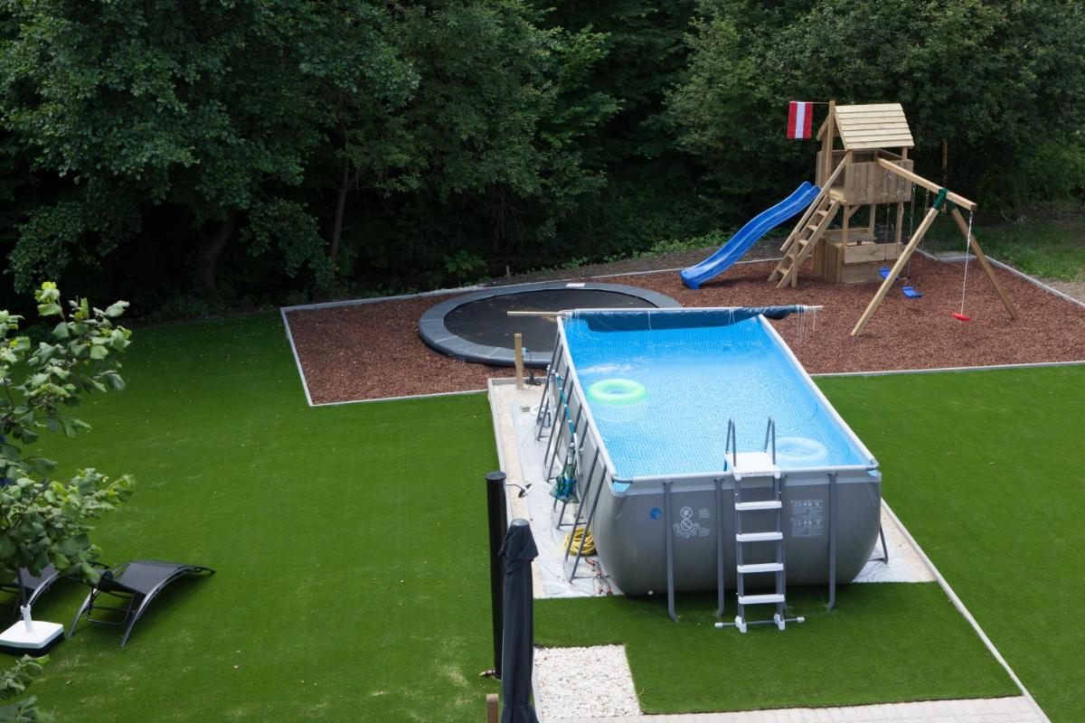 Ferienhäuser Glück Auf, Sauna, Hottubs - Housity