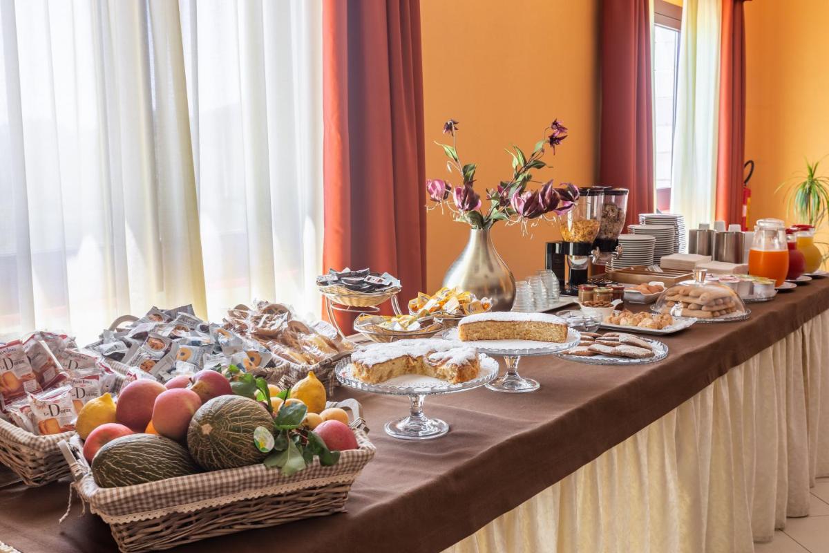 Rodia Inn - Housity