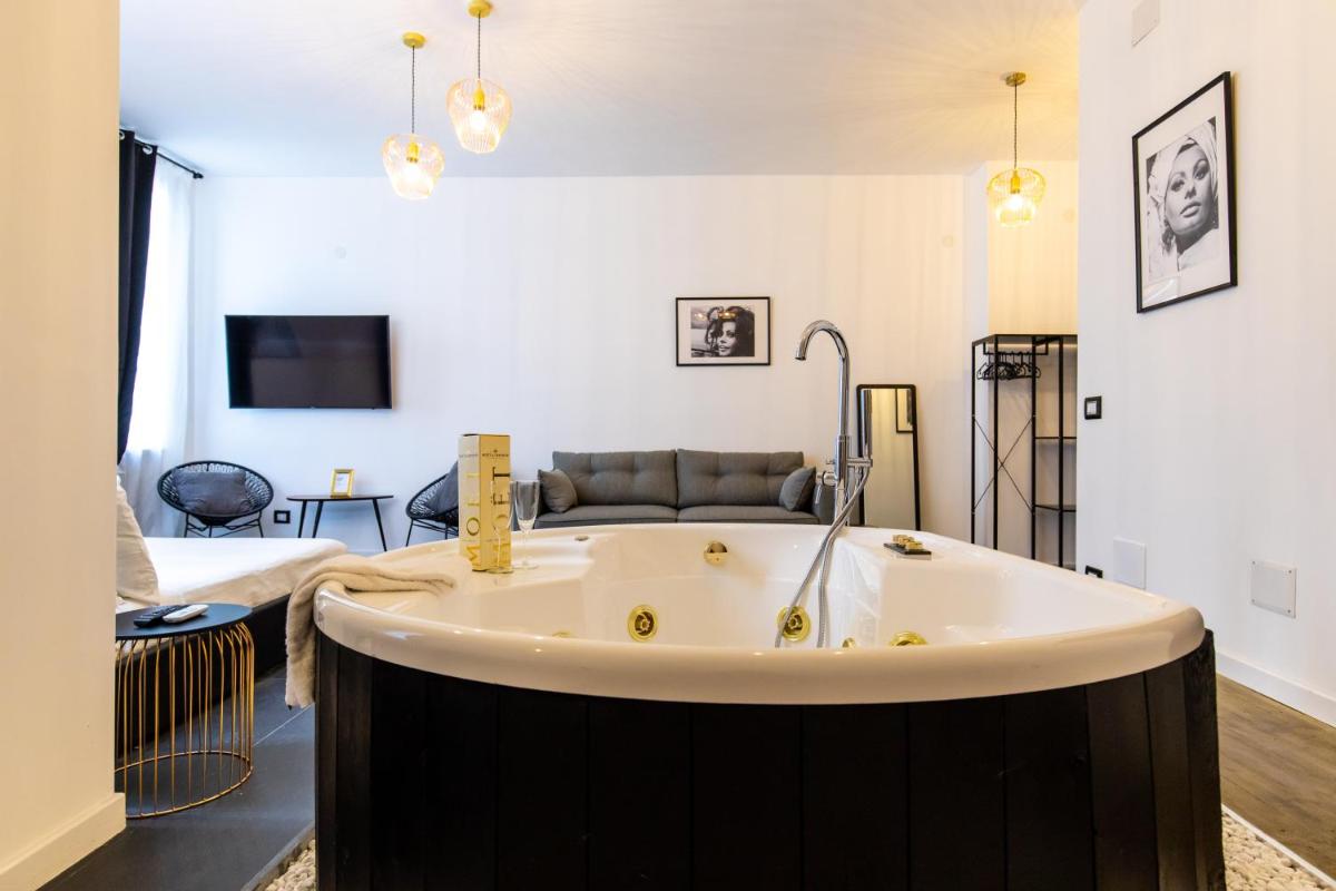 Munì Boutique Flat by Babylon Stay - Housity