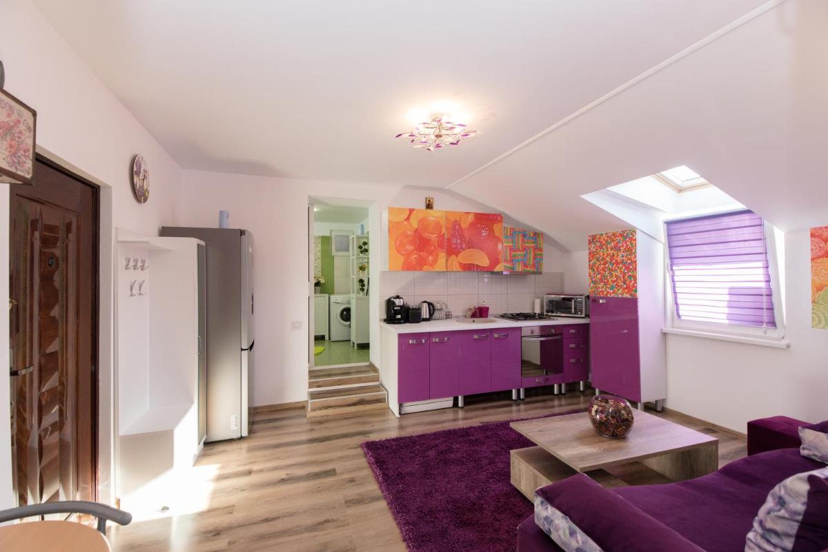 Queen Holiday Apartment - Housity