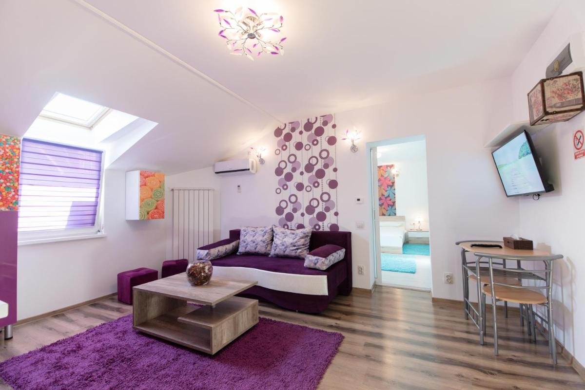 Queen Holiday Apartment - Housity