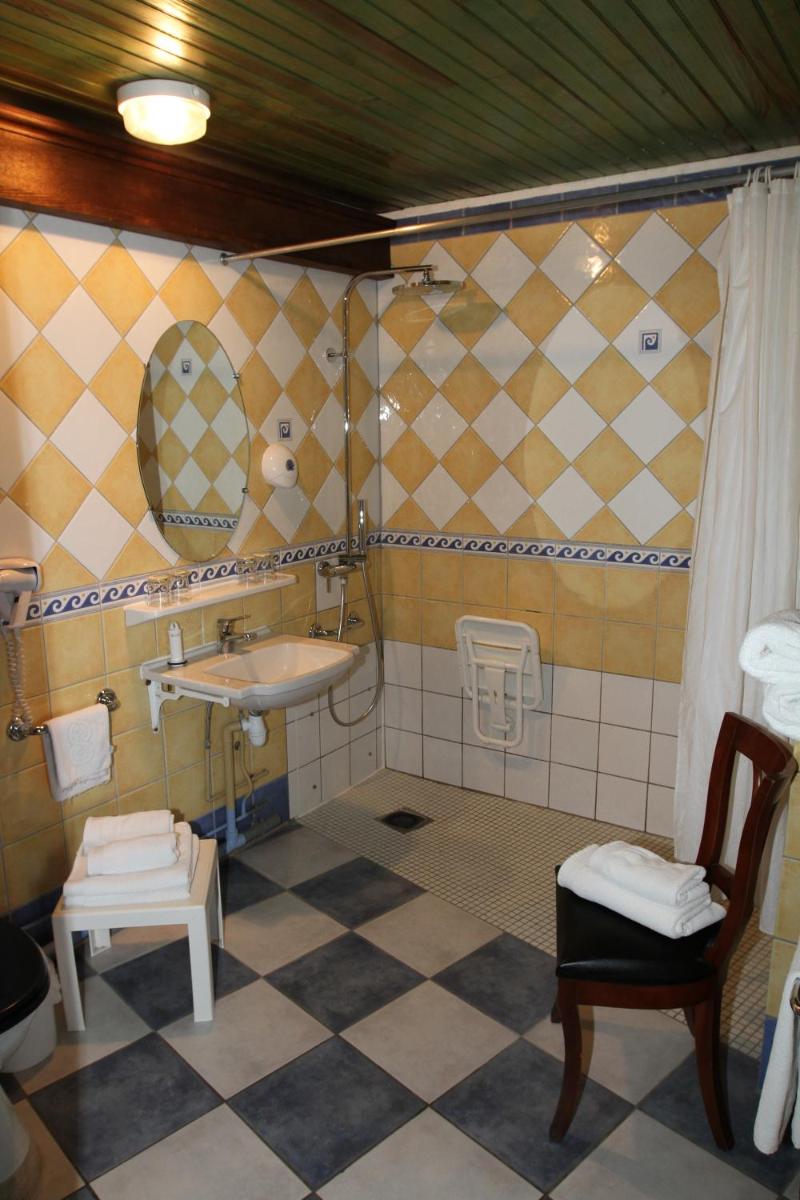 Hotel Royal Albion - Housity