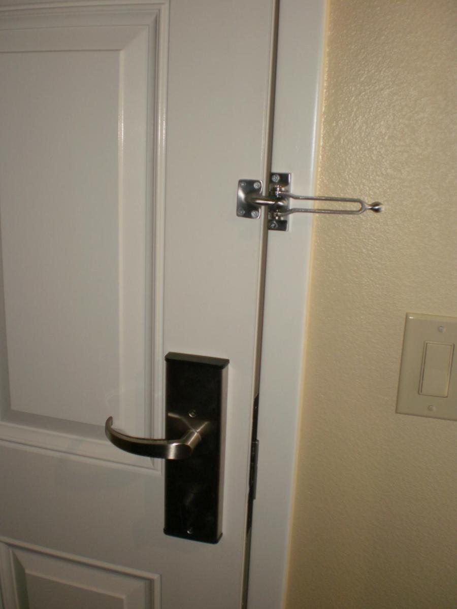 Executive Inn Mojave - Housity