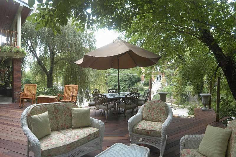 Gaslight Bed & Breakfast - Housity