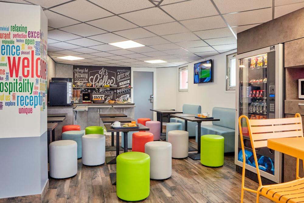 Welcomotel Les Mureaux - Housity