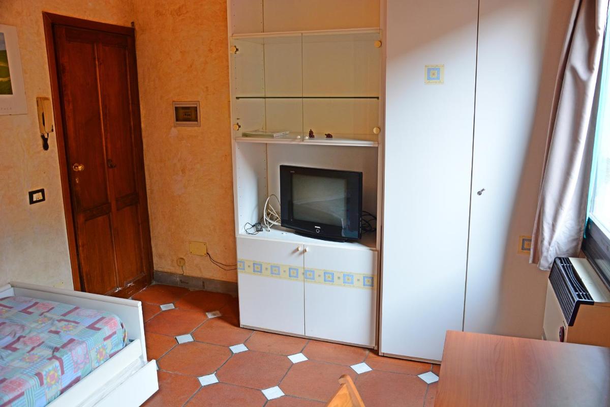 Alessandro's Small Apartment - Housity