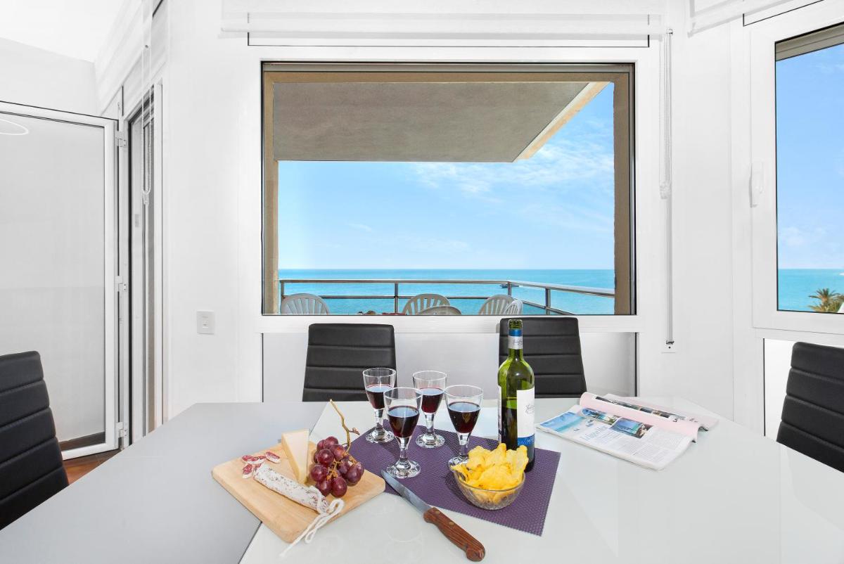 Santa Susanna Skyline Apartment - Housity