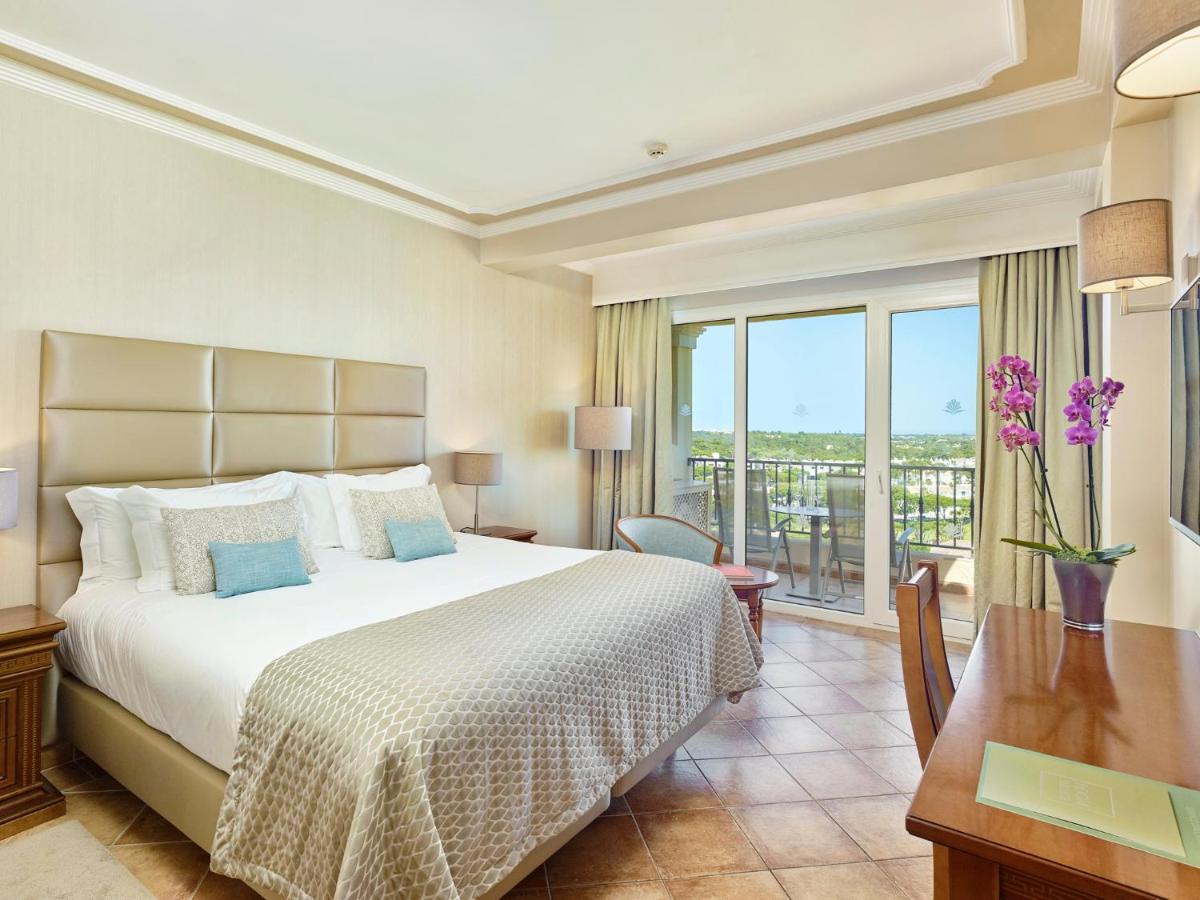 Uma cama ou camas num quarto em Ria Park Hotel & Spa