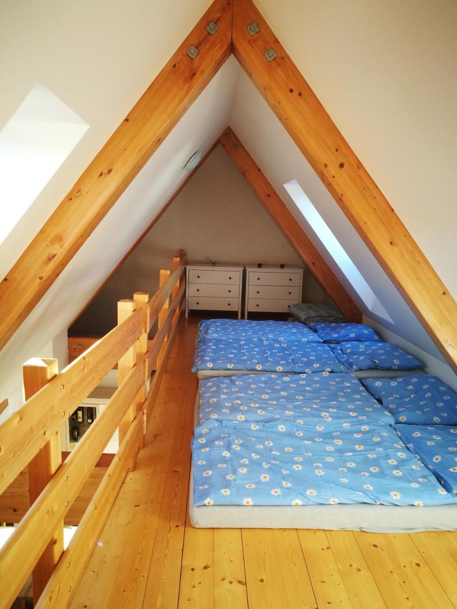 Apartmán - mezonet , Deštné - Housity