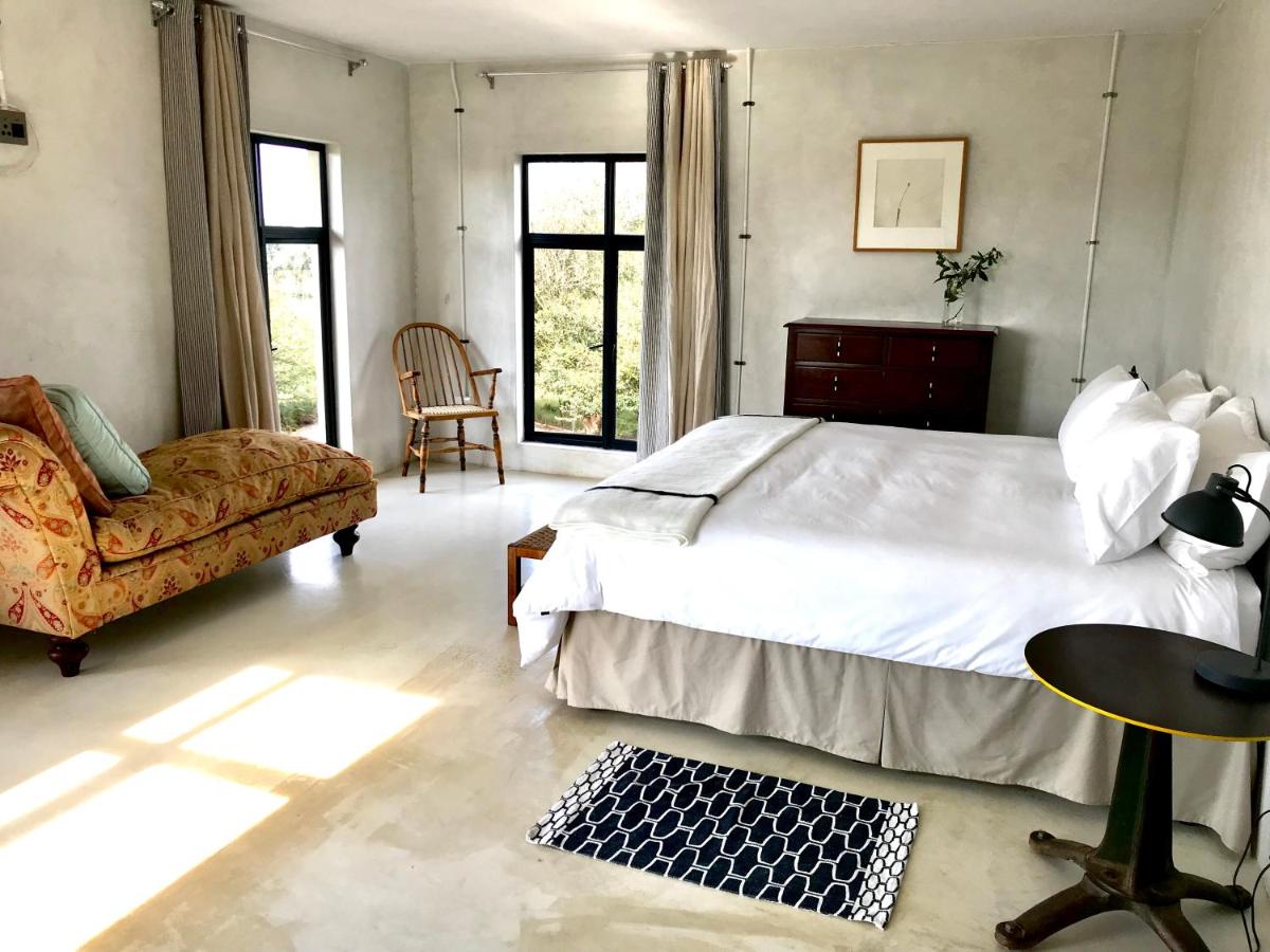 Mission House - Housity