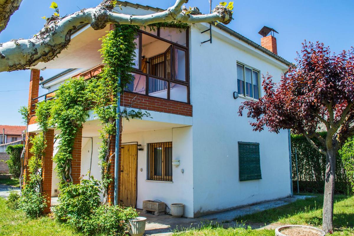 Chalet en el Orbigo - Housity